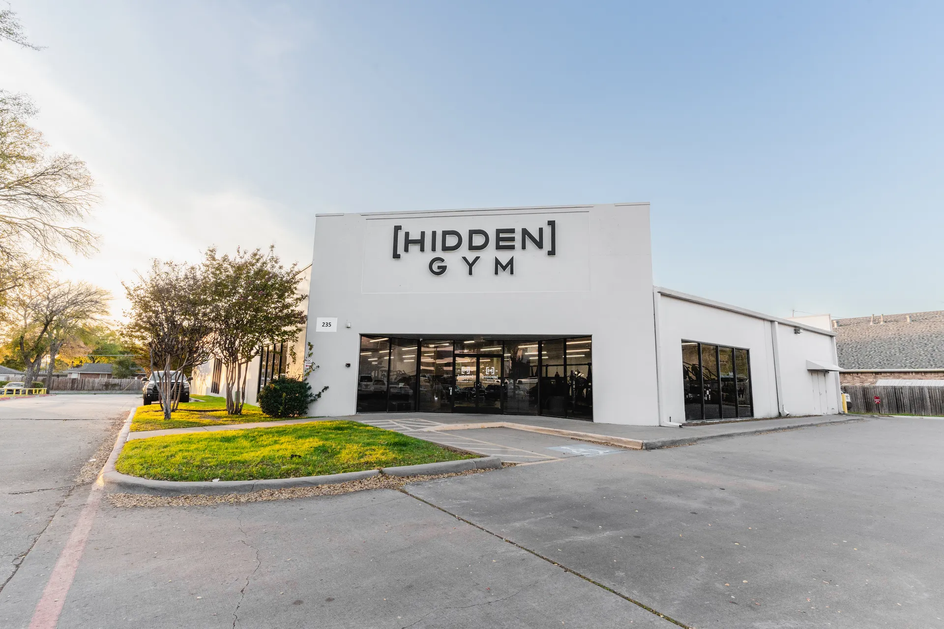 Exterior of Hidden Gym Richardson at 235 N Central Expy